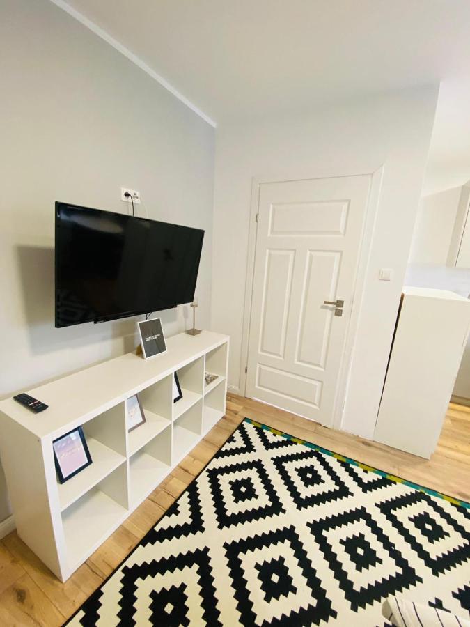 Bezagenta Mozart5 Studio Easy Access To City Wifi Lägenhet Warszawa Exteriör bild